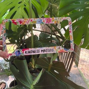 Natural Life license plate frame